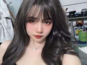 Bé Thỏ 2K6 vú đầy đặn show cam siêu kích thích